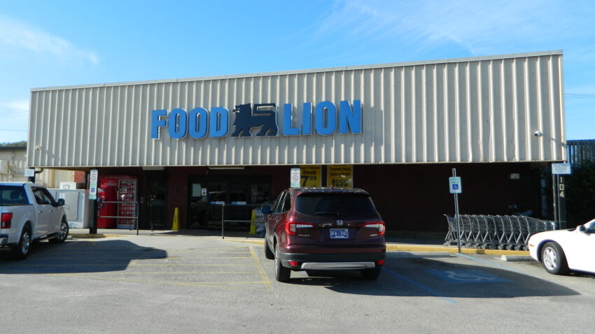 Food Lion Hemingway SC: A Community Staple and More