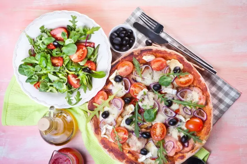 What Foods Go With Pizza: Elevate Your Pizza Night